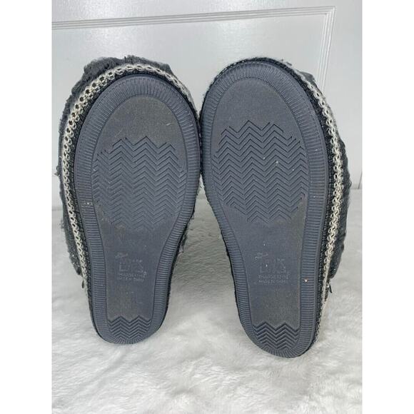 Womens Gray Sherpa Fleece Bootie Slippers With Pom-Poms & Sheep Print Backing - Picture 8 of 8